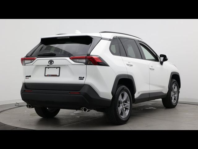 2025 Toyota RAV4 Hybrid XLE