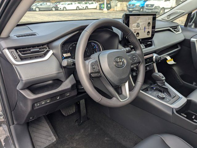 2025 Toyota RAV4 Hybrid XLE Premium