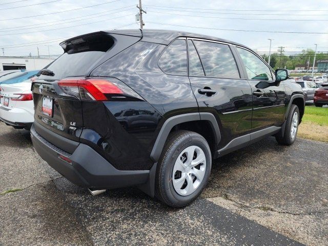 2025 Toyota RAV4 LE