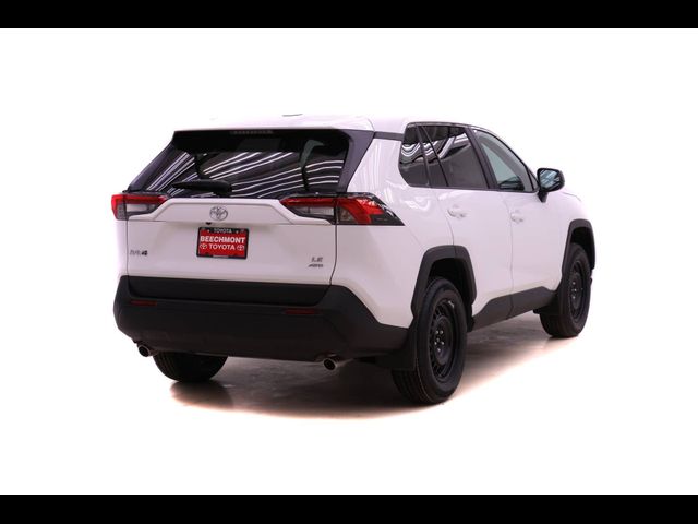 2025 Toyota RAV4 LE
