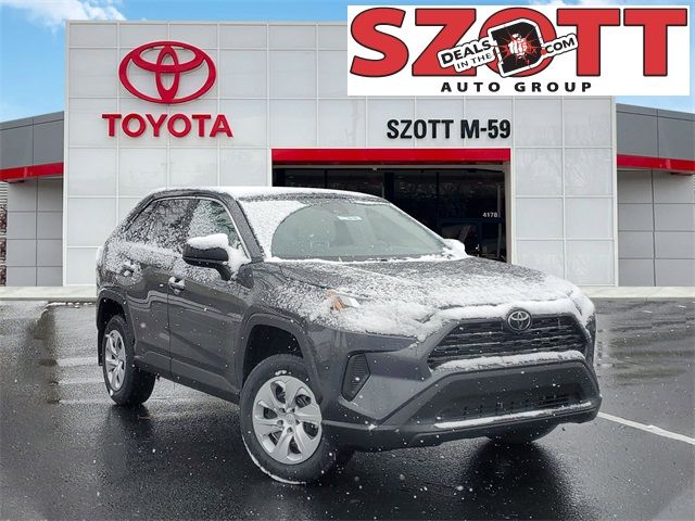 2025 Toyota RAV4 LE