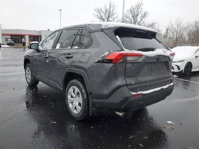 2025 Toyota RAV4 LE