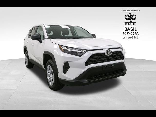 2025 Toyota RAV4 LE