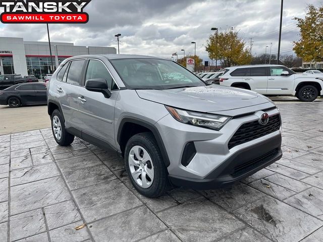 2025 Toyota RAV4 LE