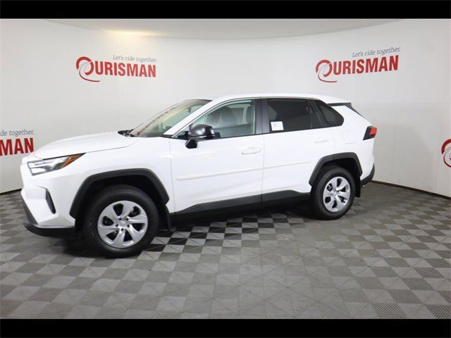 2025 Toyota RAV4 LE