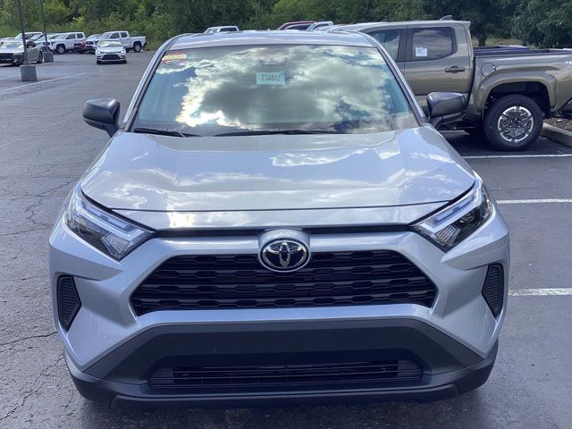 2025 Toyota RAV4 LE