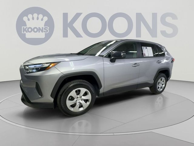 2025 Toyota RAV4 LE