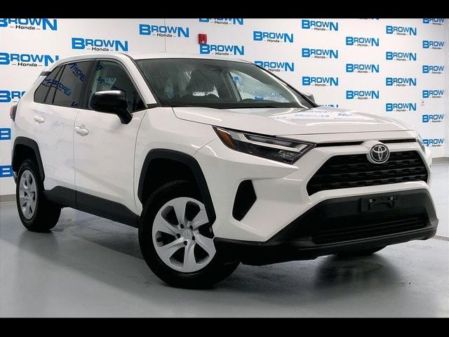 2025 Toyota RAV4 LE