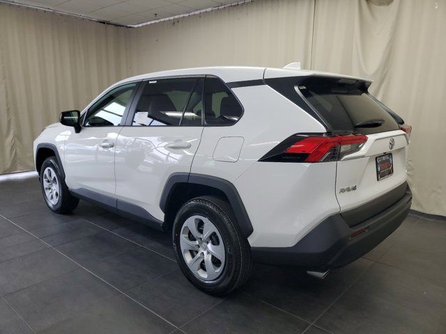 2025 Toyota RAV4 LE