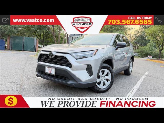 2025 Toyota RAV4 LE