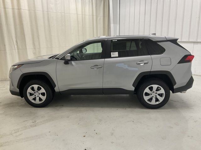 2025 Toyota RAV4 LE