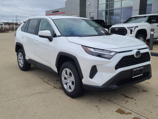 2025 Toyota RAV4 LE