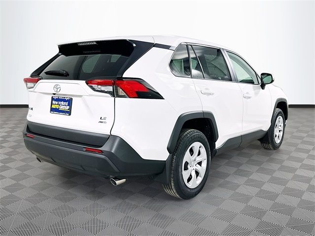 2025 Toyota RAV4 LE