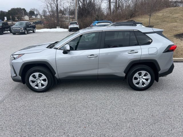 2025 Toyota RAV4 LE
