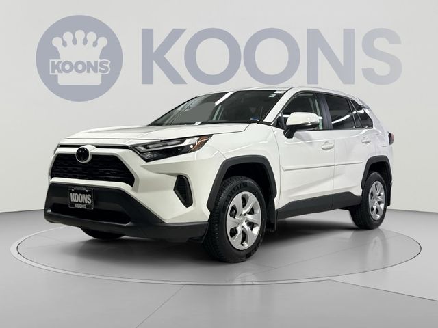 2025 Toyota RAV4 LE