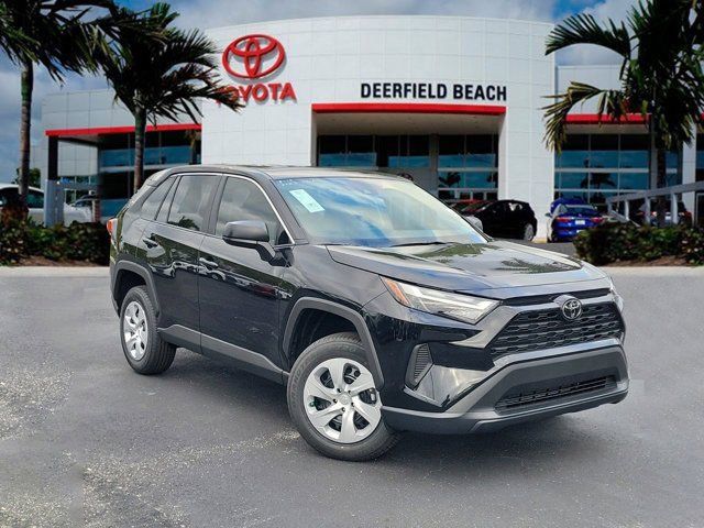 2025 Toyota RAV4 LE