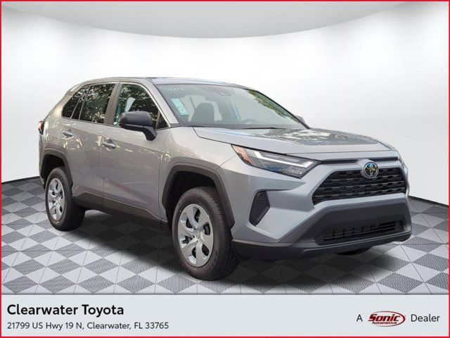 2025 Toyota RAV4 LE