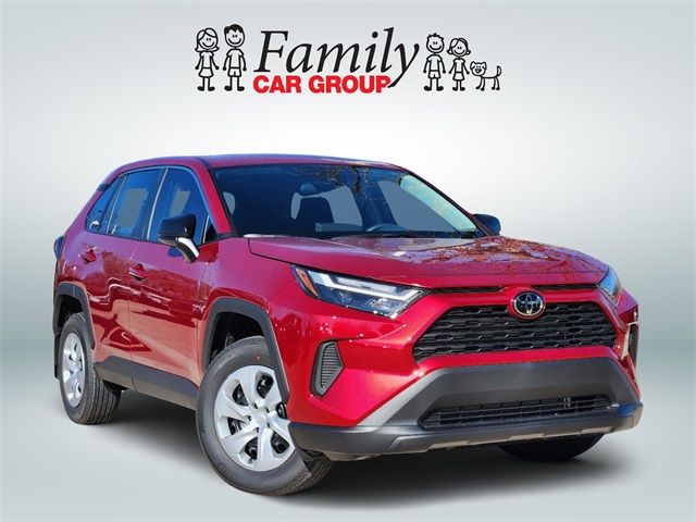 2025 Toyota RAV4 LE