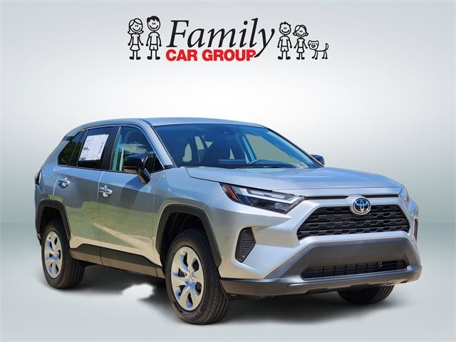 2025 Toyota RAV4 LE