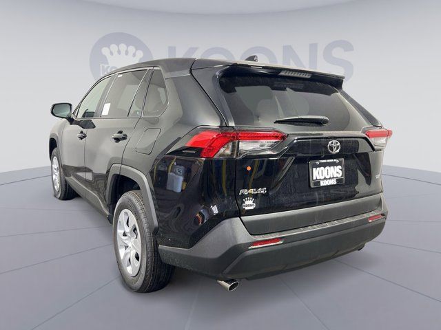 2025 Toyota RAV4 LE