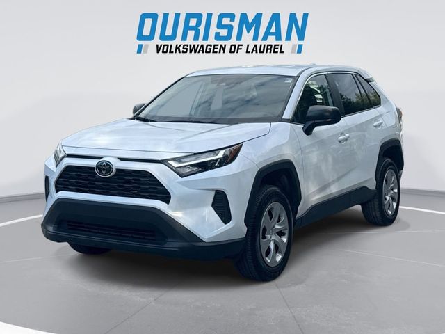 2025 Toyota RAV4 LE