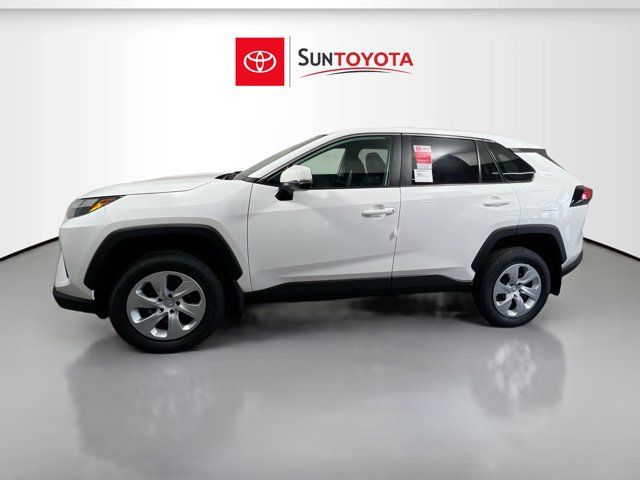 2025 Toyota RAV4 LE