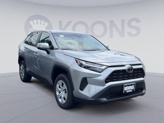 2025 Toyota RAV4 LE