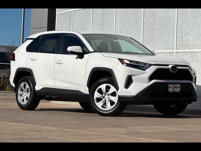 2025 Toyota RAV4 LE