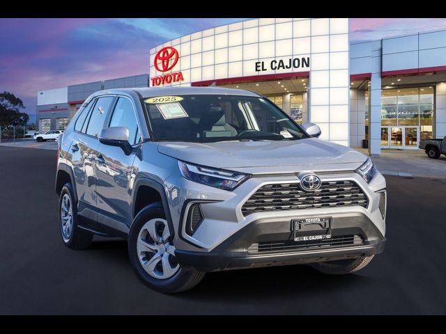 2025 Toyota RAV4 LE