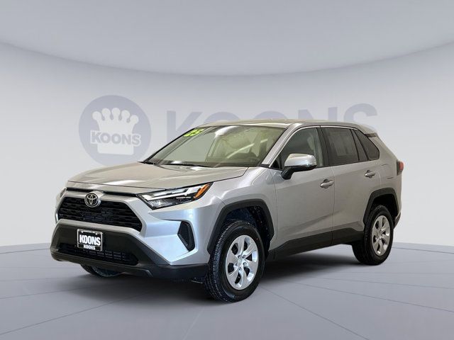 2025 Toyota RAV4 LE