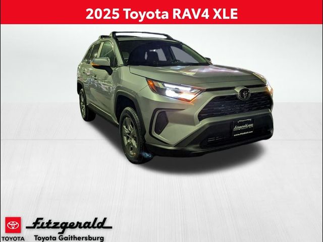2025 Toyota RAV4 XLE