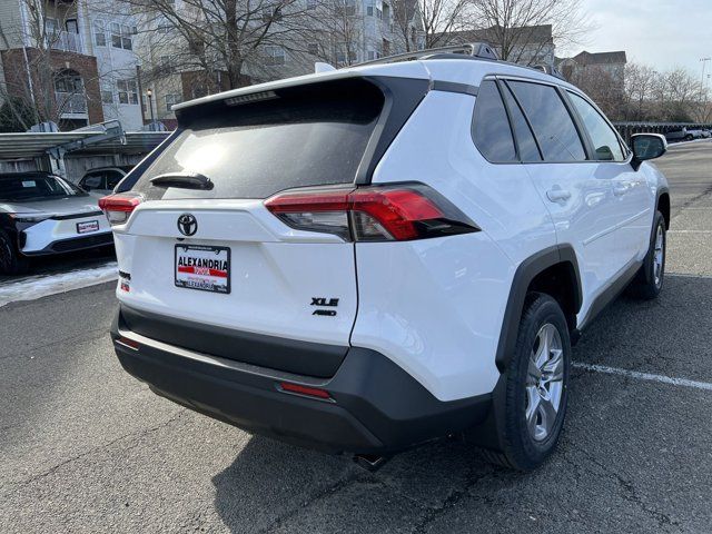 2025 Toyota RAV4 XLE