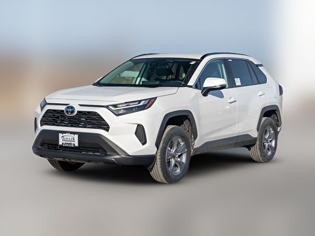 2025 Toyota RAV4 XLE