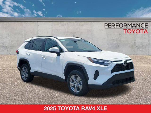2025 Toyota RAV4 XLE