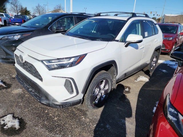 2025 Toyota RAV4 XLE