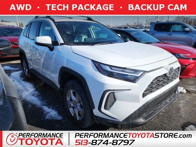 2025 Toyota RAV4 XLE