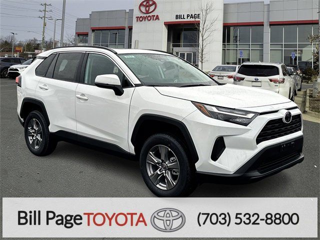 2025 Toyota RAV4 XLE