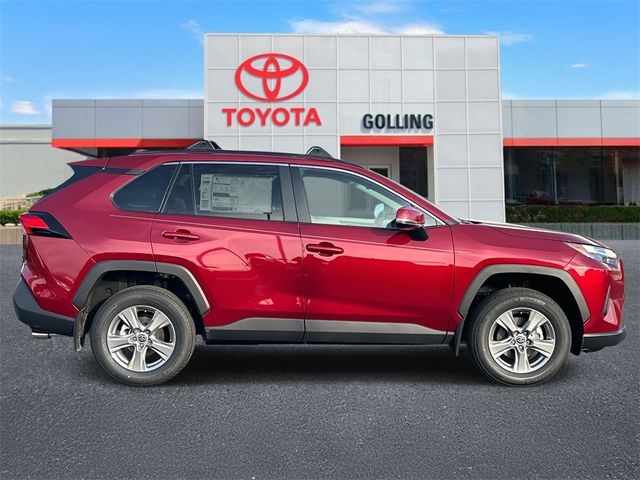 2025 Toyota RAV4 XLE