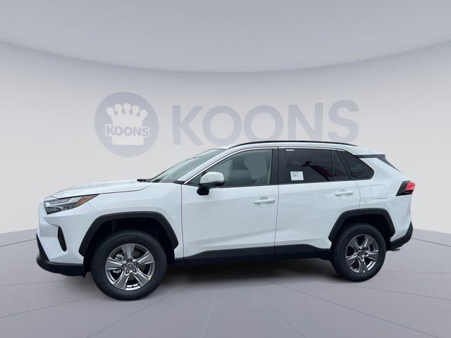 2025 Toyota RAV4 XLE
