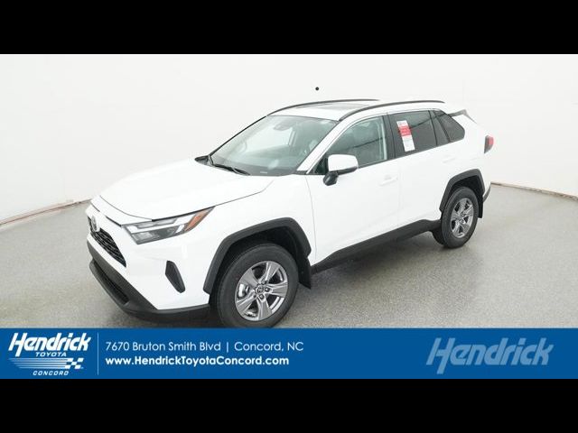 2025 Toyota RAV4 XLE