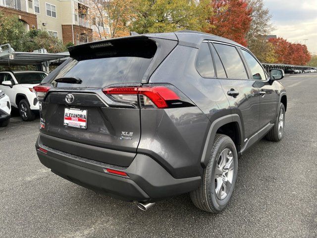 2025 Toyota RAV4 Hybrid XLE