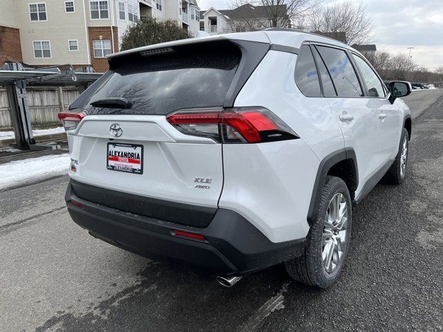 2025 Toyota RAV4 XLE Premium