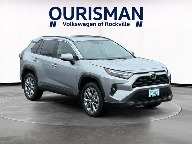 2025 Toyota RAV4 XLE Premium