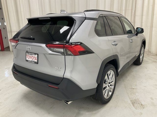 2025 Toyota RAV4 XLE Premium