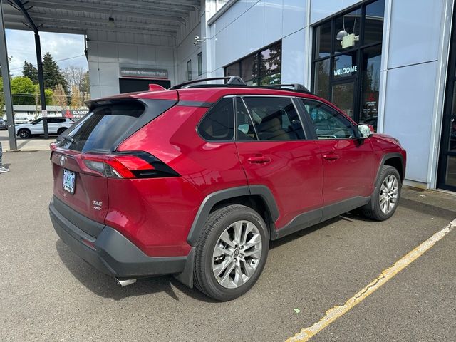 2025 Toyota RAV4 XLE Premium