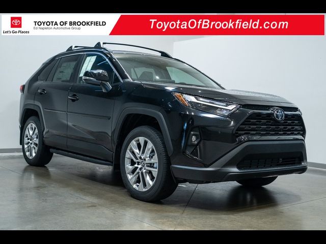 2025 Toyota RAV4 XLE Premium