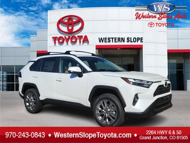 2025 Toyota RAV4 XLE Premium