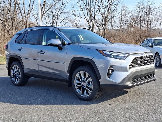 2025 Toyota RAV4 XLE Premium