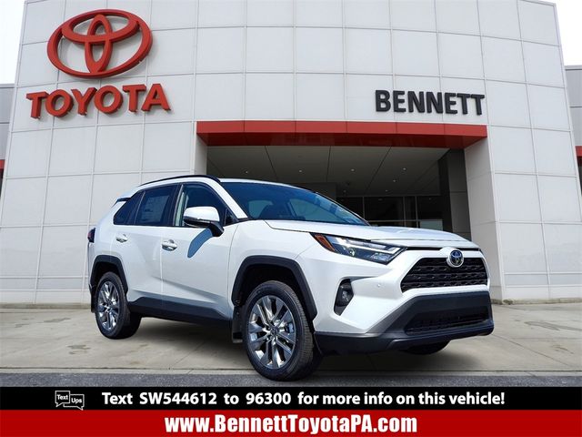 2025 Toyota RAV4 XLE Premium