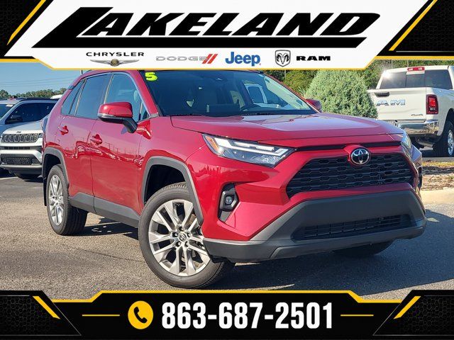 2025 Toyota RAV4 XLE Premium